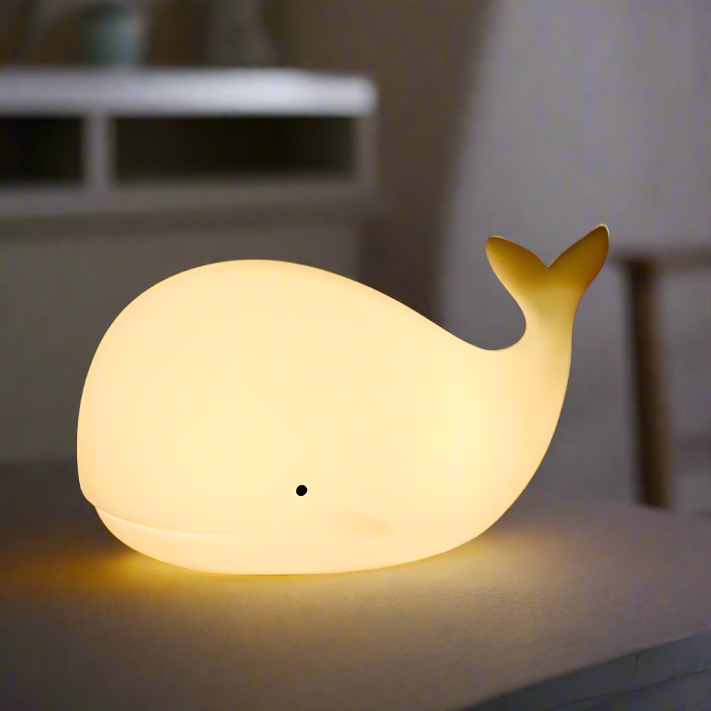 Silicone whale night light (color changing)